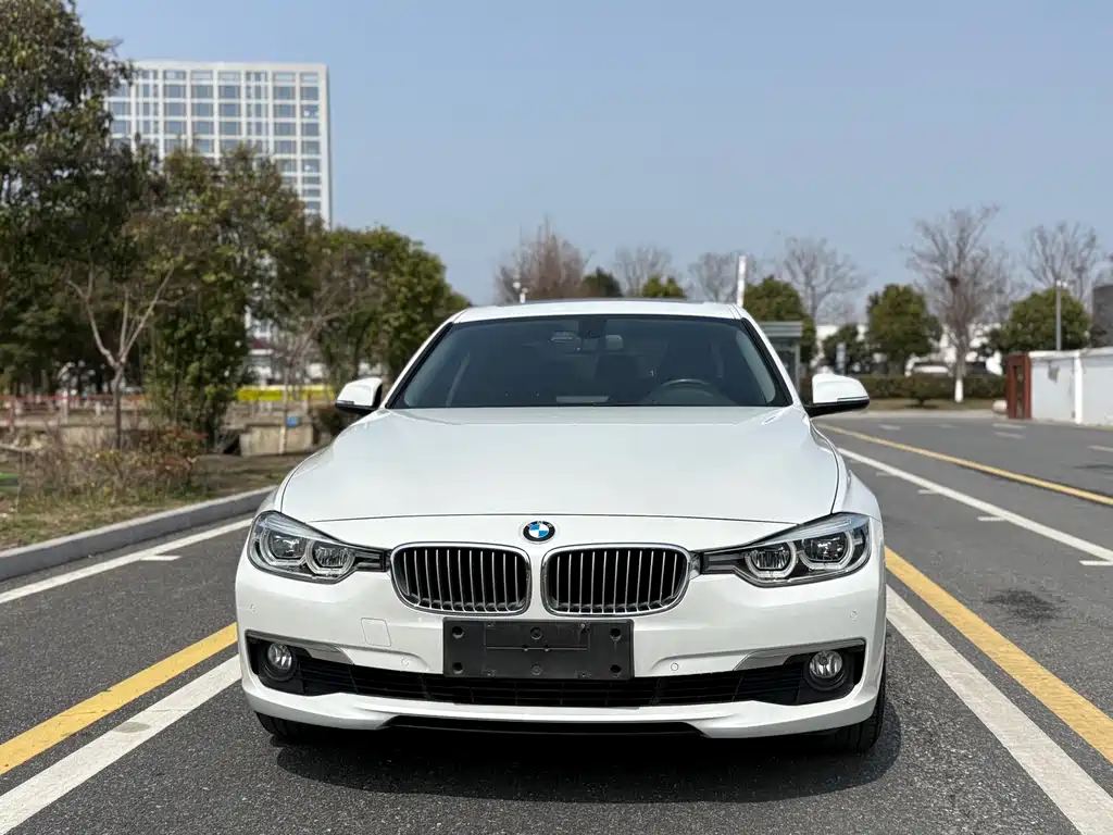 BMW 3 Series 2018 320Li Fashion Model купить на сайте DeffCars