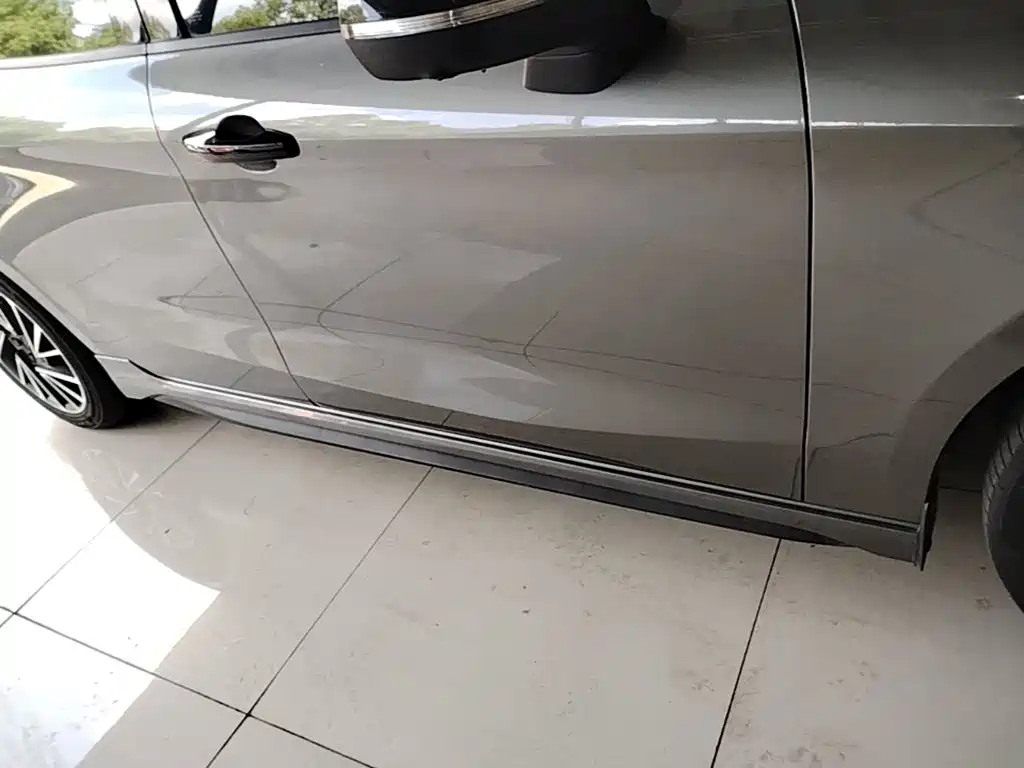 Lynk & Co 03 2021 1.5TD DCT Plus купить на сайте DeffCars