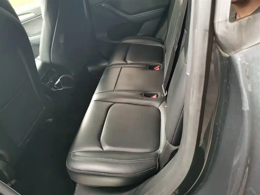 Model Y 2022 long-range all-wheel drive version купить на сайте DeffCars