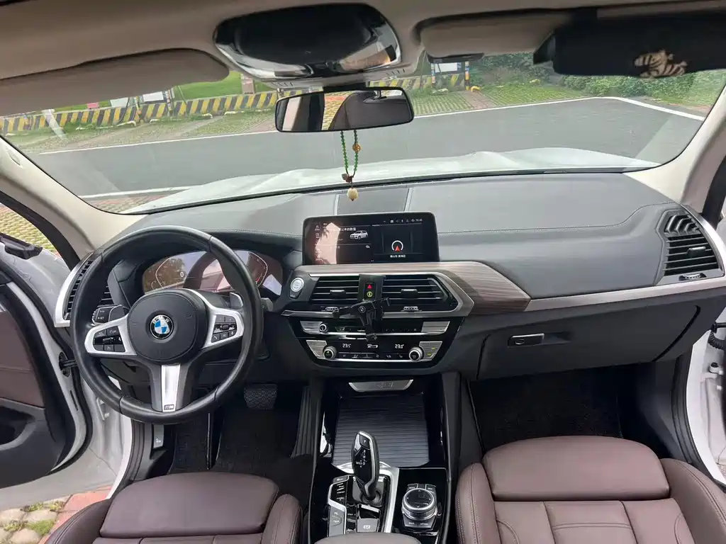 BMW X3 2021 facelift xDrive28i M sports package купить на сайте DeffCars
