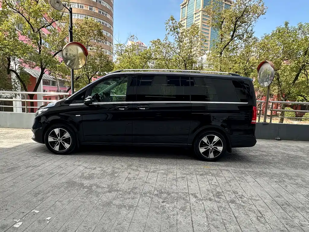 Mercedes-Benz V-Class 2021 V 260 Premium Edition купить на сайте DeffCars