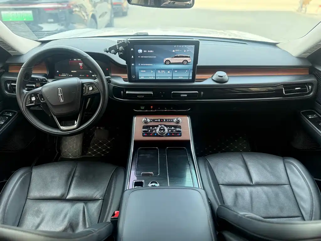 Aviator imported 2020 3.0T V6 all-wheel drive exclusive version купить на сайте DeffCars