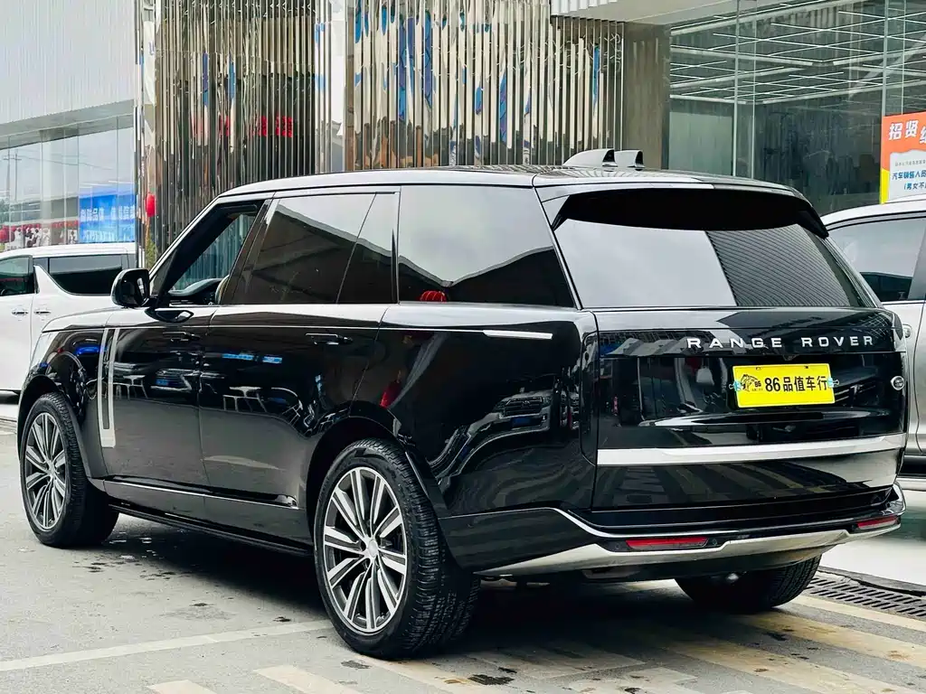 Range Rover 2025 3.0 L6 400PS Genesis Extended Edition купить на сайте DeffCars