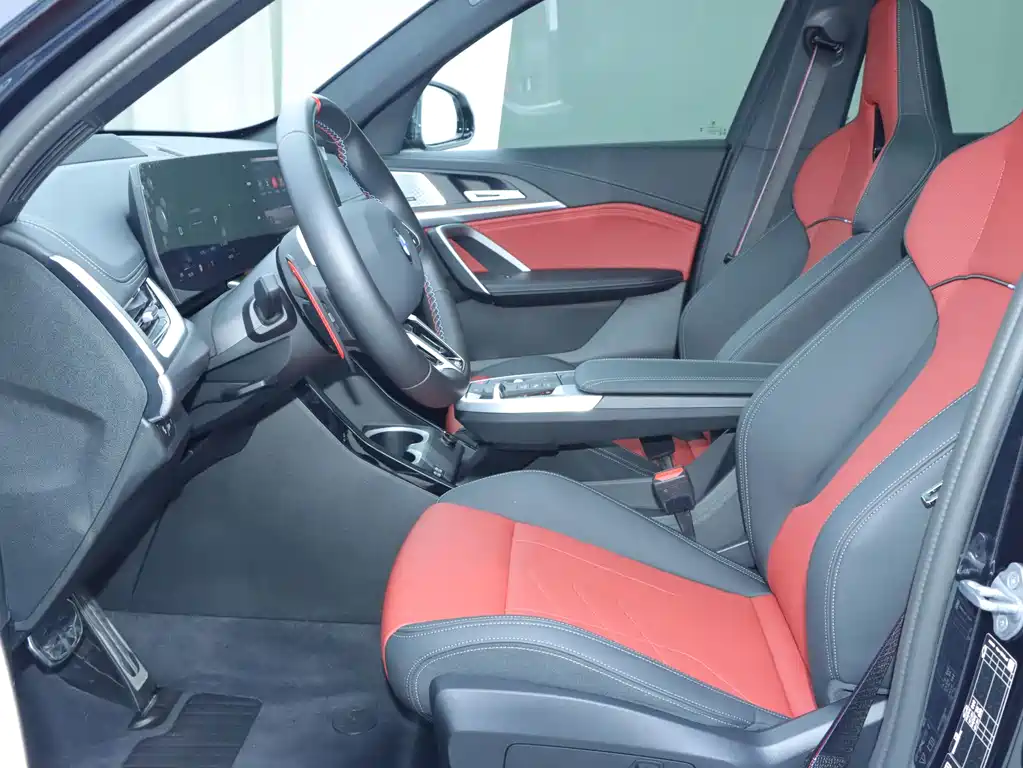 BMW X1 2024 M35Li купить на сайте DeffCars