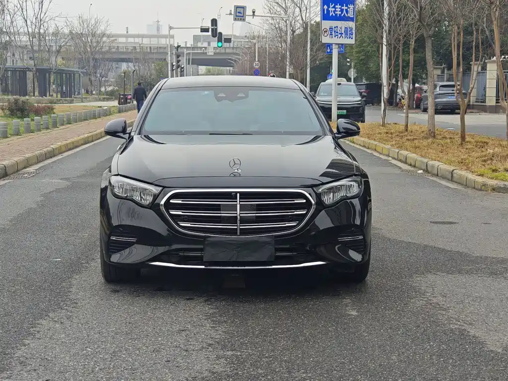 Mercedes-Benz E-Class 2024 E 300 L Luxury Model купить на сайте DeffCars