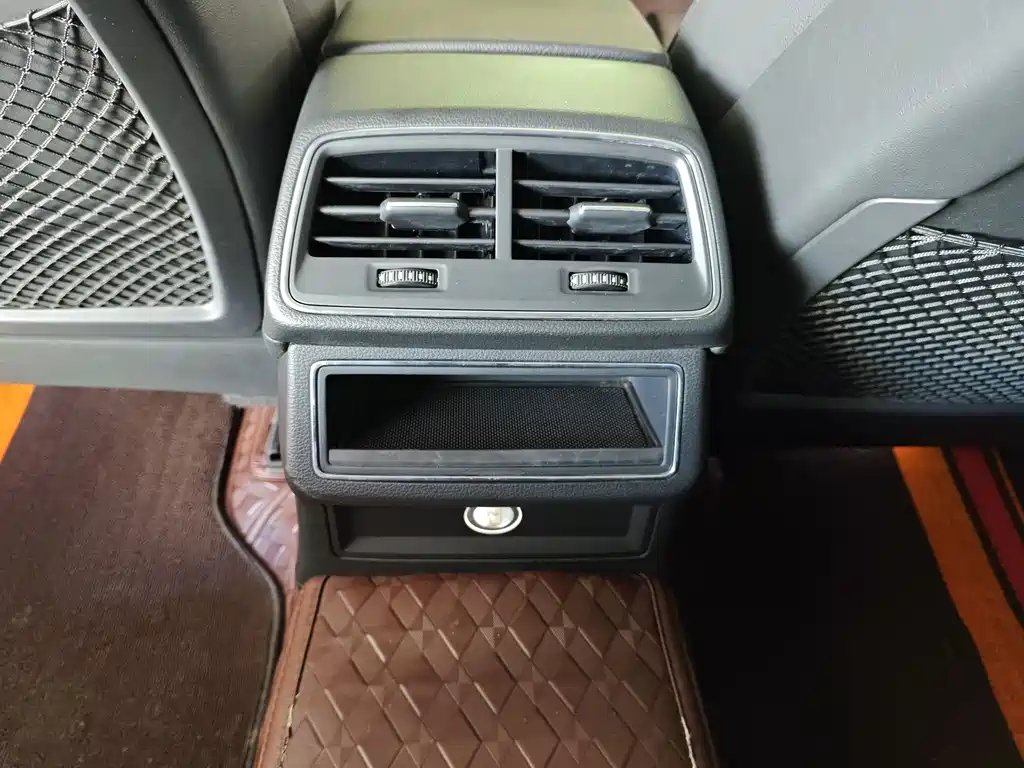 Audi A6L 2019 40 TFSI luxury and elegant model купить на сайте DeffCars
