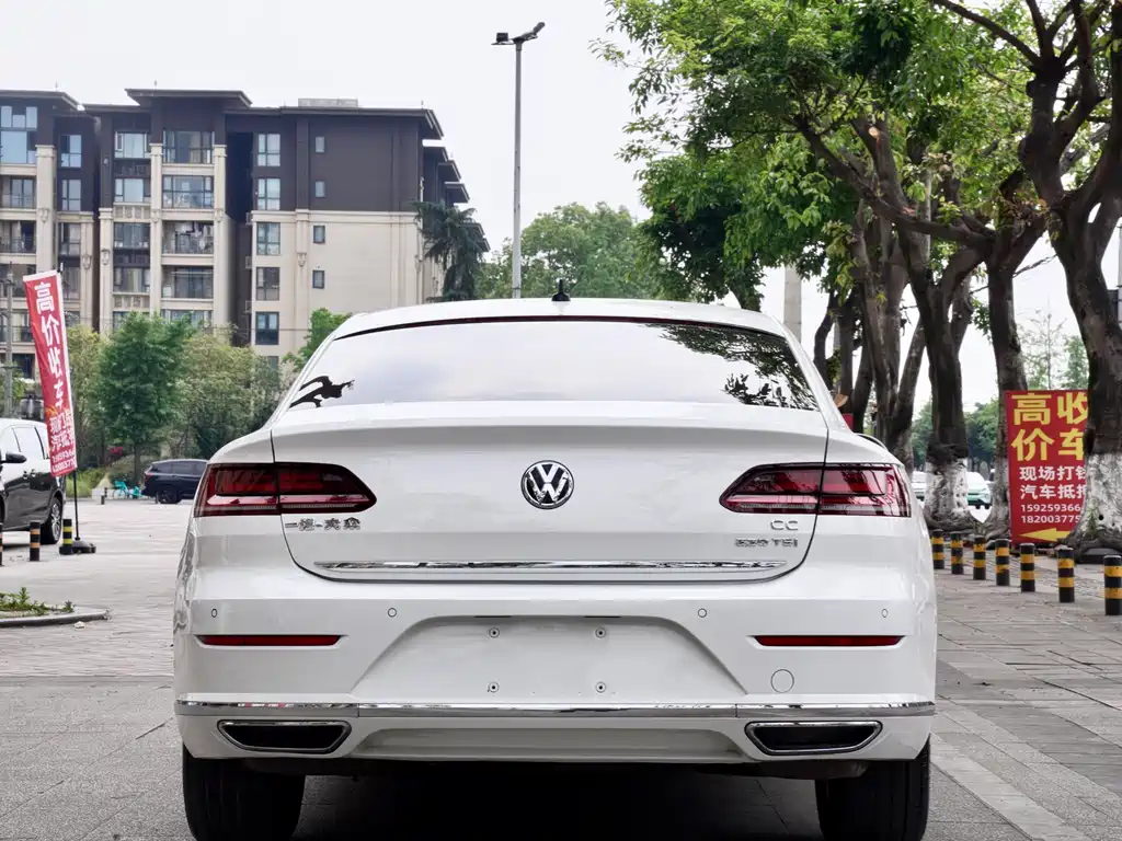 FAW-Volkswagen CC 2019 330TSI Charming Edition National V купить на сайте DeffCars