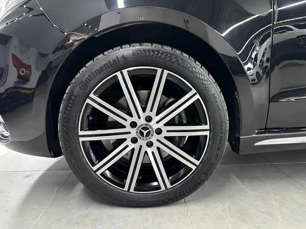 Mercedes-Benz V-Class 2022 V 260 L Long Wheelbase Luxury Edition купить на сайте DeffCars