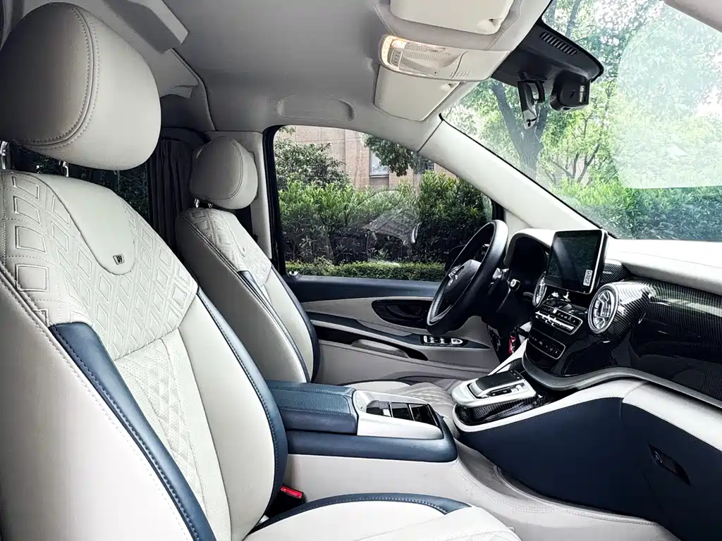 Vito 2021 2.0T Business Edition 7 seats купить на сайте DeffCars