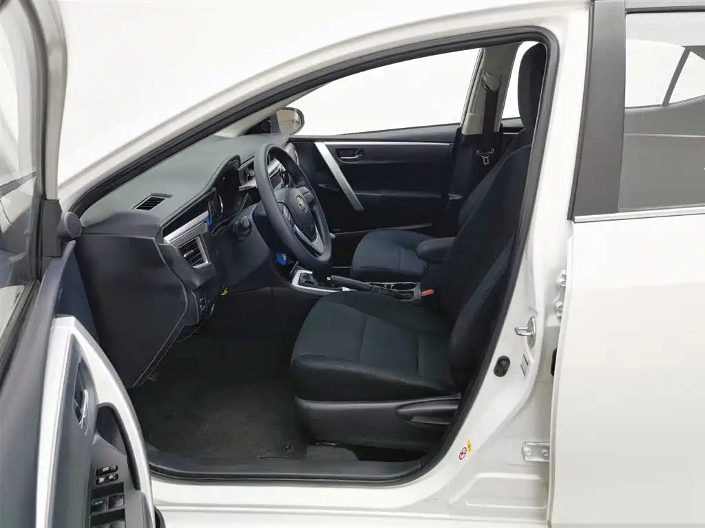 Corolla 2017 facelift 1.6L manual GL купить на сайте DeffCars