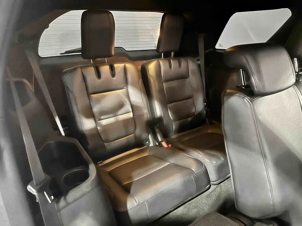 Explorer (Imported) 2016 2.3T Fashion Edition купить на сайте DeffCars