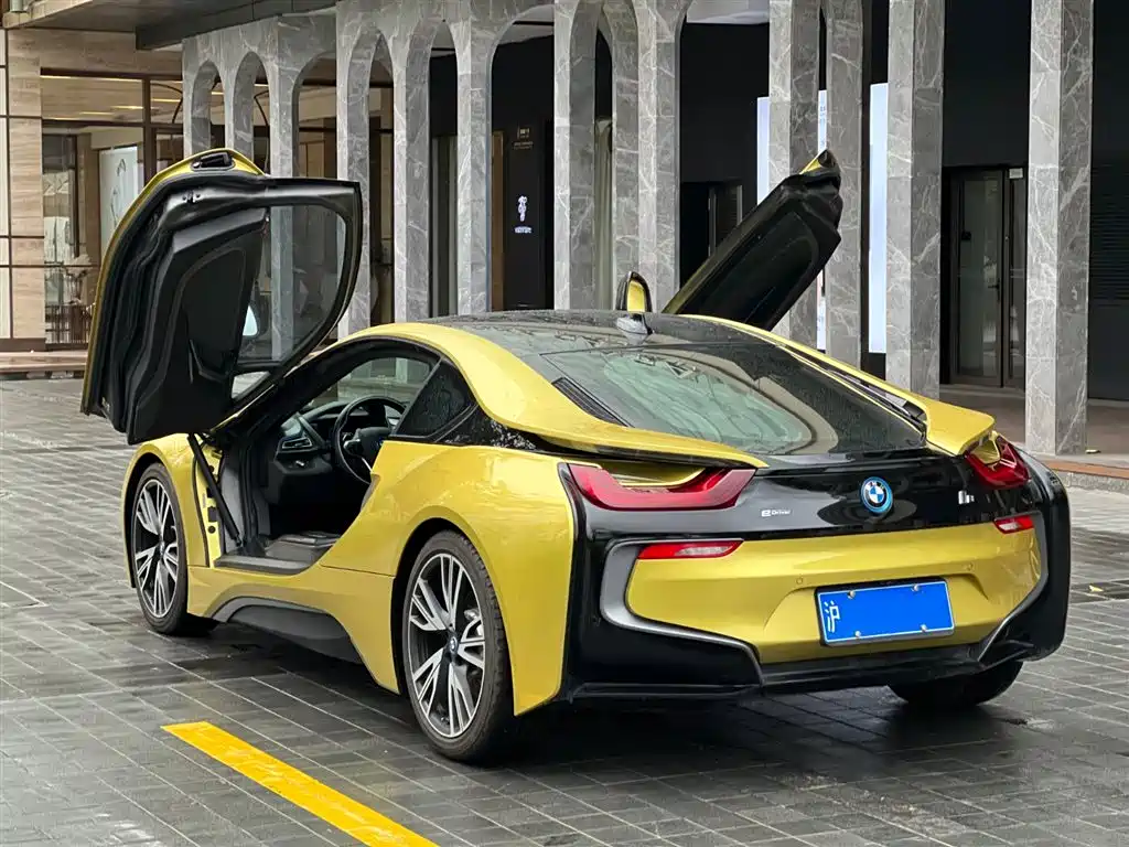 BMW i8 2016 Protonic Red Limited Edition купить на сайте DeffCars