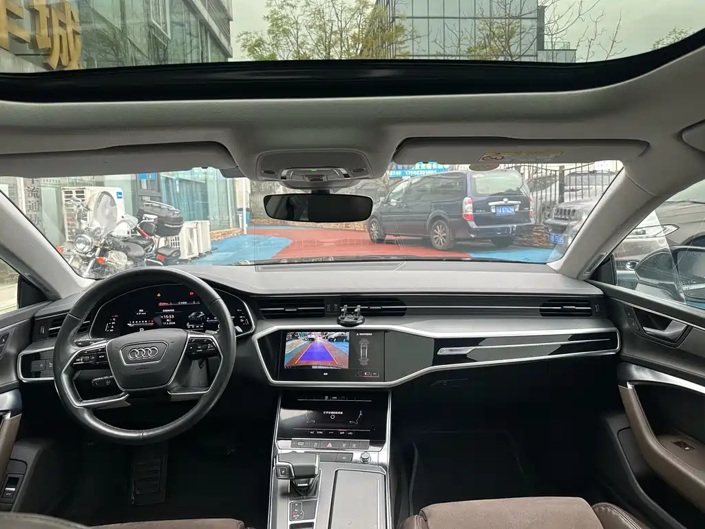 Audi A7L 2024 45TFSI S-line Dream Building Liquid Crystal Package купить на сайте DeffCars