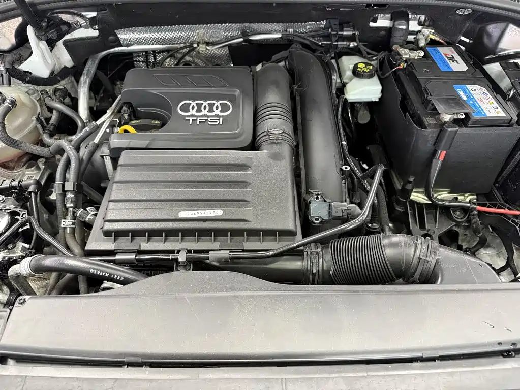 Audi Q3 2022 35 TFSI Fashionable and Dynamic купить на сайте DeffCars