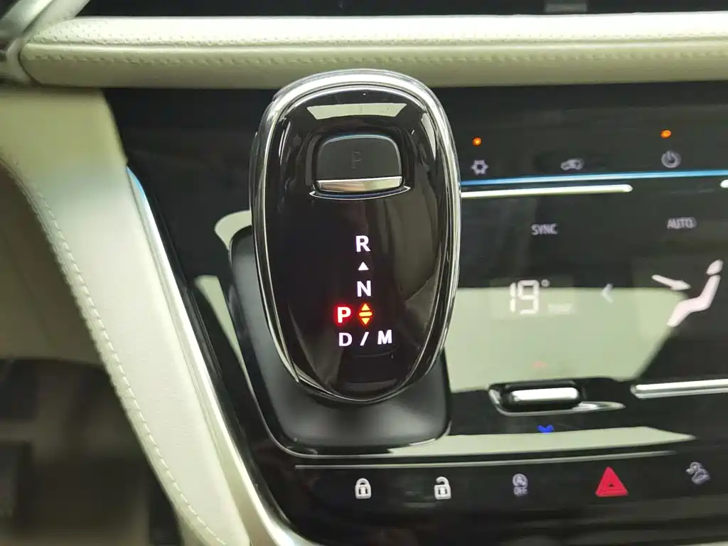 Buick GL8 2021 ES Lu Zun 653T Comfort Type купить на сайте DeffCars