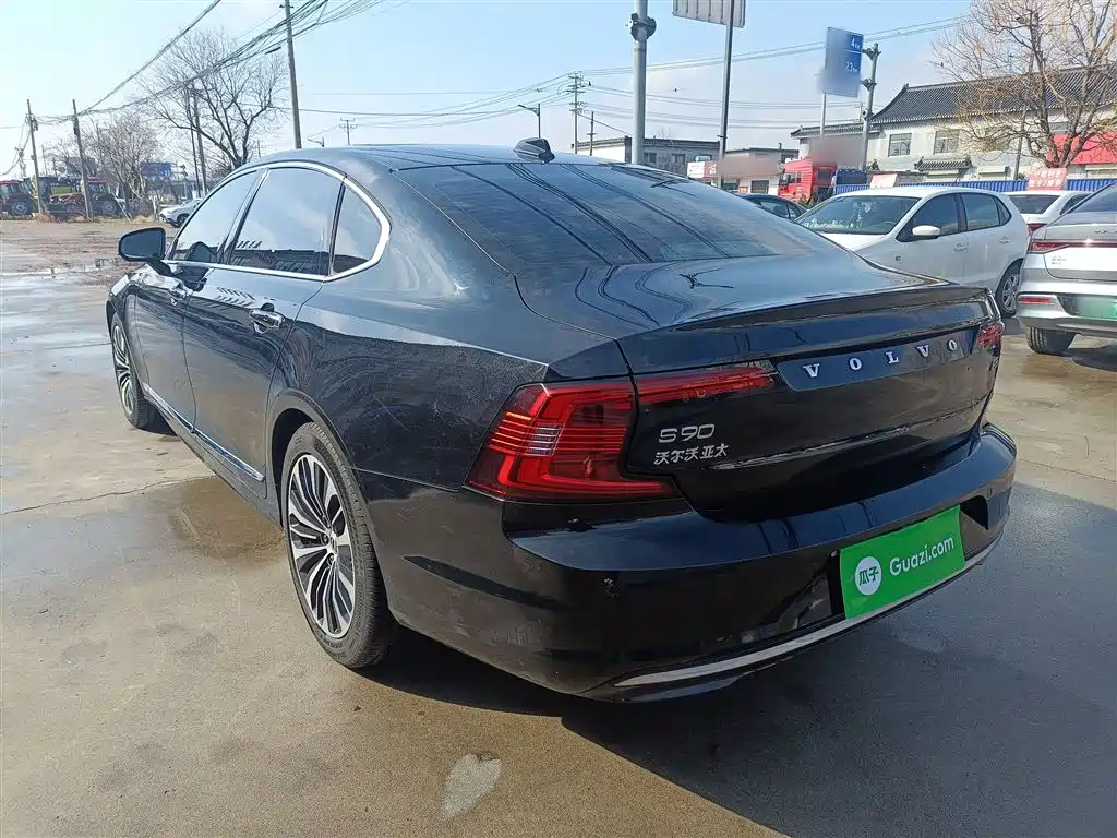 Volvo S90 2023 B5 Zhiyi Luxury Edition купить на сайте DeffCars