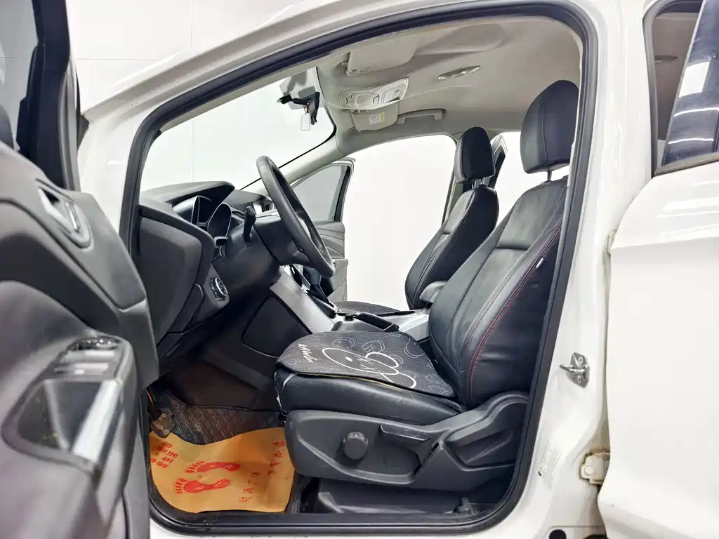Escape 2015 1.5L GTDi two-wheel drive comfort model купить на сайте DeffCars
