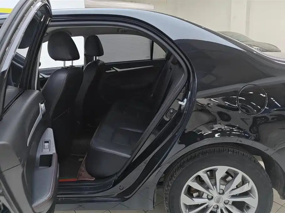Yuanjing 2017 1.5L Manual Happiness Edition купить на сайте DeffCars