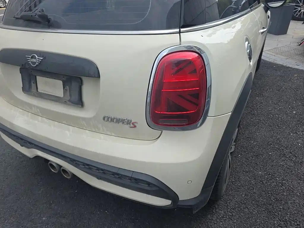 MINI 2022 2.0T COOPER S Classic купить на сайте DeffCars
