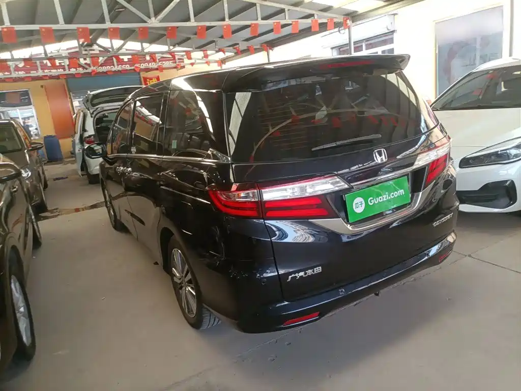 Odyssey 2018 2.4L Deluxe Edition купить на сайте DeffCars