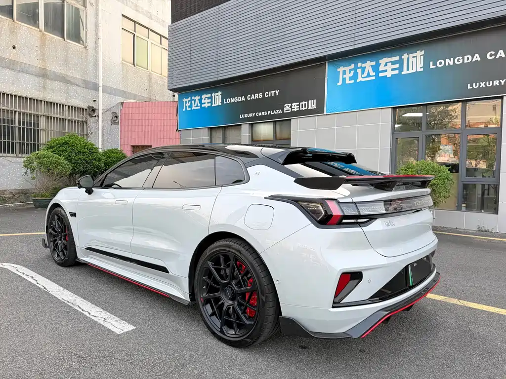 Jikrypton 001 FR 2023 FR version 100kWh купить на сайте DeffCars
