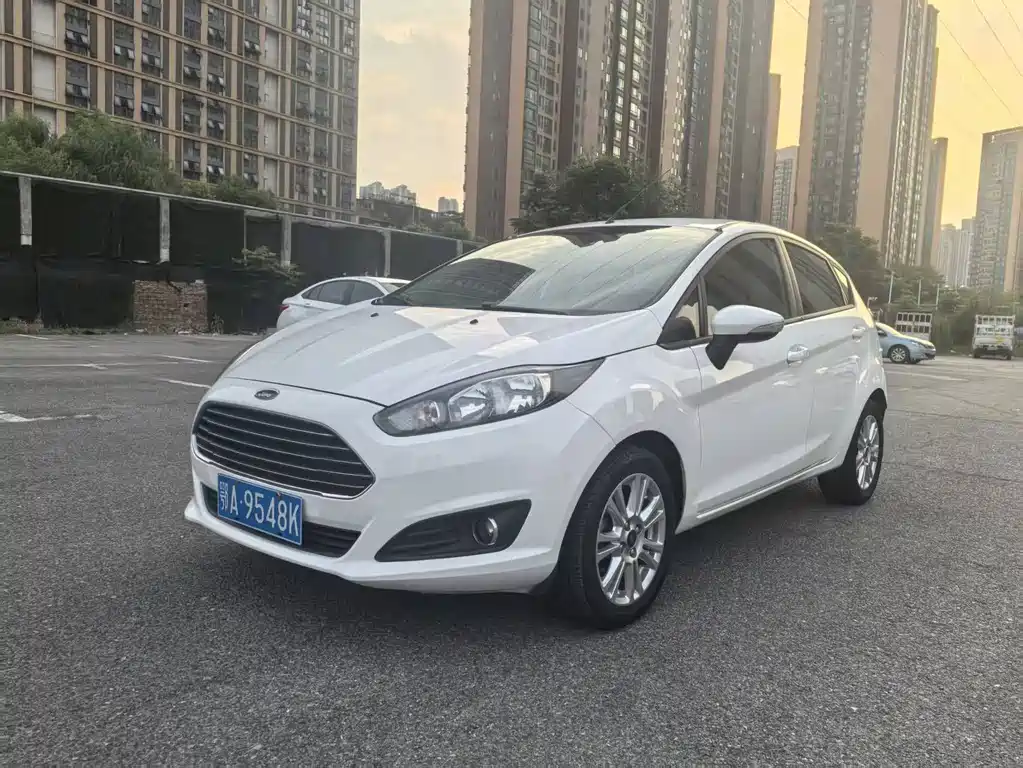 Fiesta 2013 Two-Car 1.5L Automatic Fashion Edition купить на сайте DeffCars