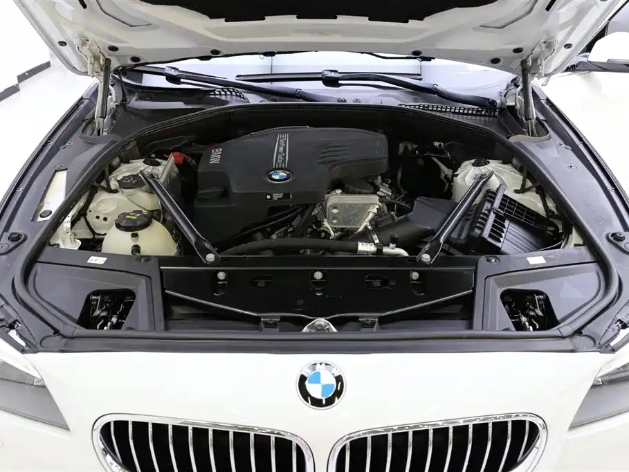 BMW 5 Series 2017 525Li Luxury Design Package купить на сайте DeffCars