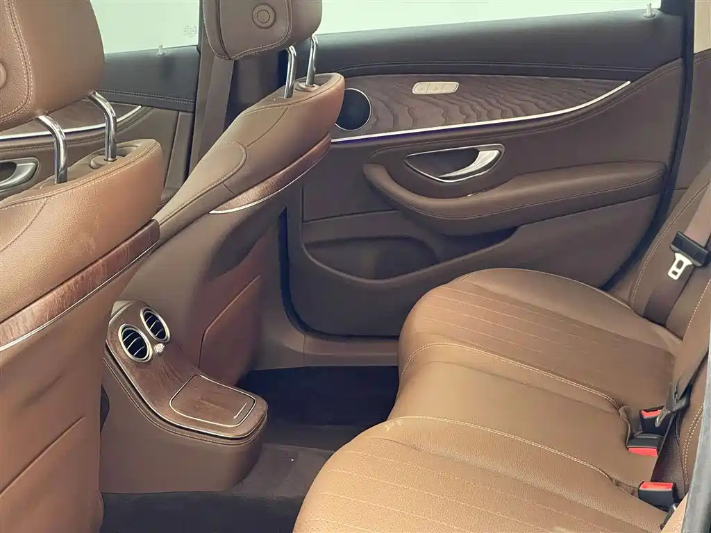 Mercedes-Benz E-Class 2023 facelift E 300 L fashionable model купить на сайте DeffCars