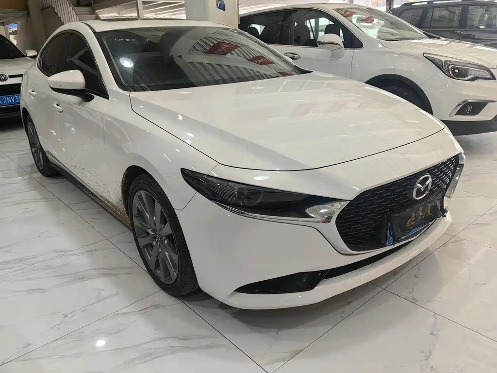 Mazda3 Angkesela 2023 2.0L Automatic Premium Edition купить на сайте DeffCars