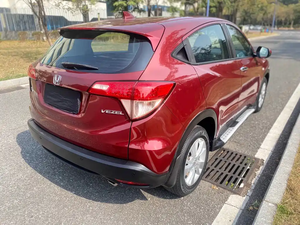 Binzhi 2015 1.8L CVT two-wheel drive elite model купить на сайте DeffCars