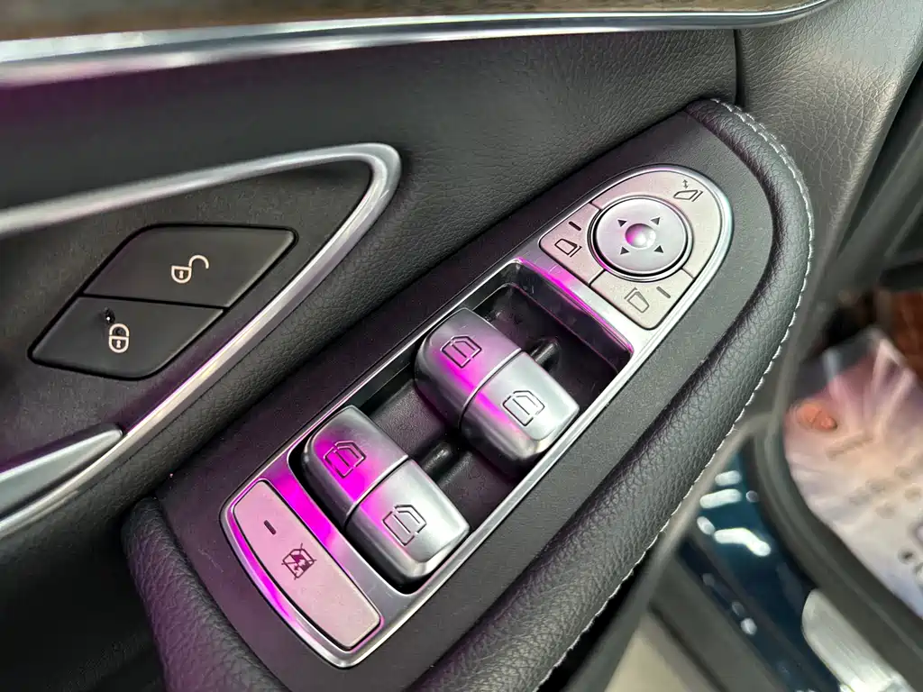Mercedes-Benz GLC 2022 facelift 2 GLC 260 L 4MATIC luxury model купить на сайте DeffCars