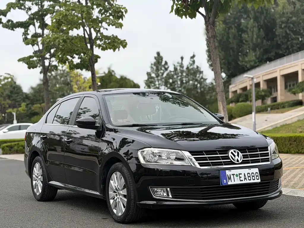 Lavida 2013 1.4TSI DSG Deluxe Edition купить на сайте DeffCars