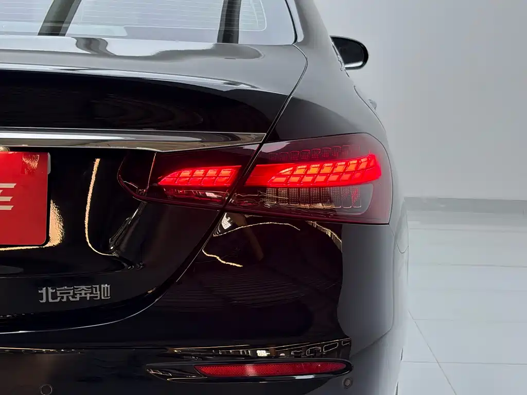 Mercedes-Benz E-Class 2023 E 300 L Luxury Model купить на сайте DeffCars