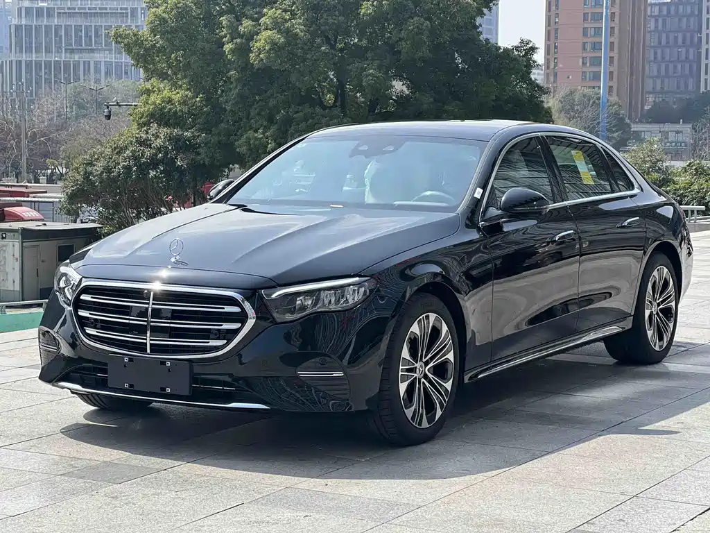 Mercedes-Benz E-Class 2026 E 300 L Luxury Model купить на сайте DeffCars