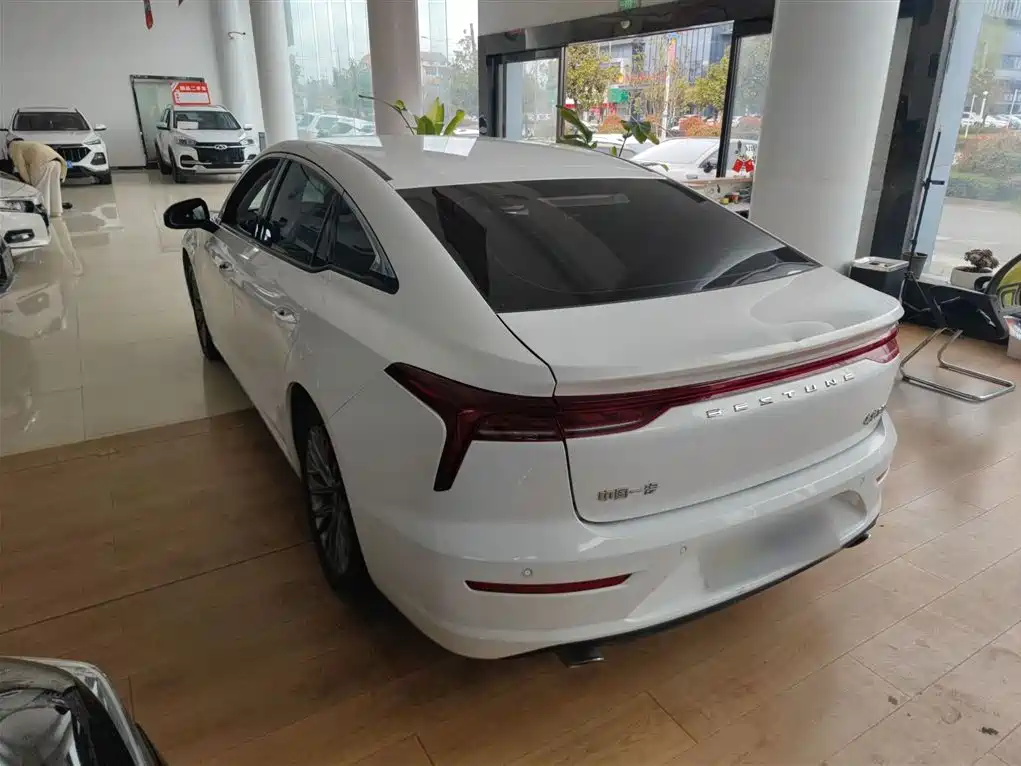 Pentium B70 2023 third generation 1.5T automatic enjoyment type 70th anniversary commemorative edition купить на сайте DeffCars