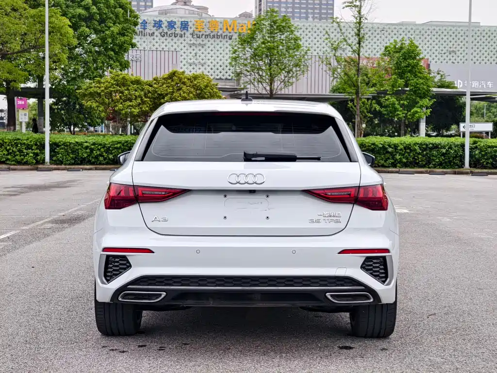 Audi A3 2023 Sportback 35 TFSI luxury sports model купить на сайте DeffCars