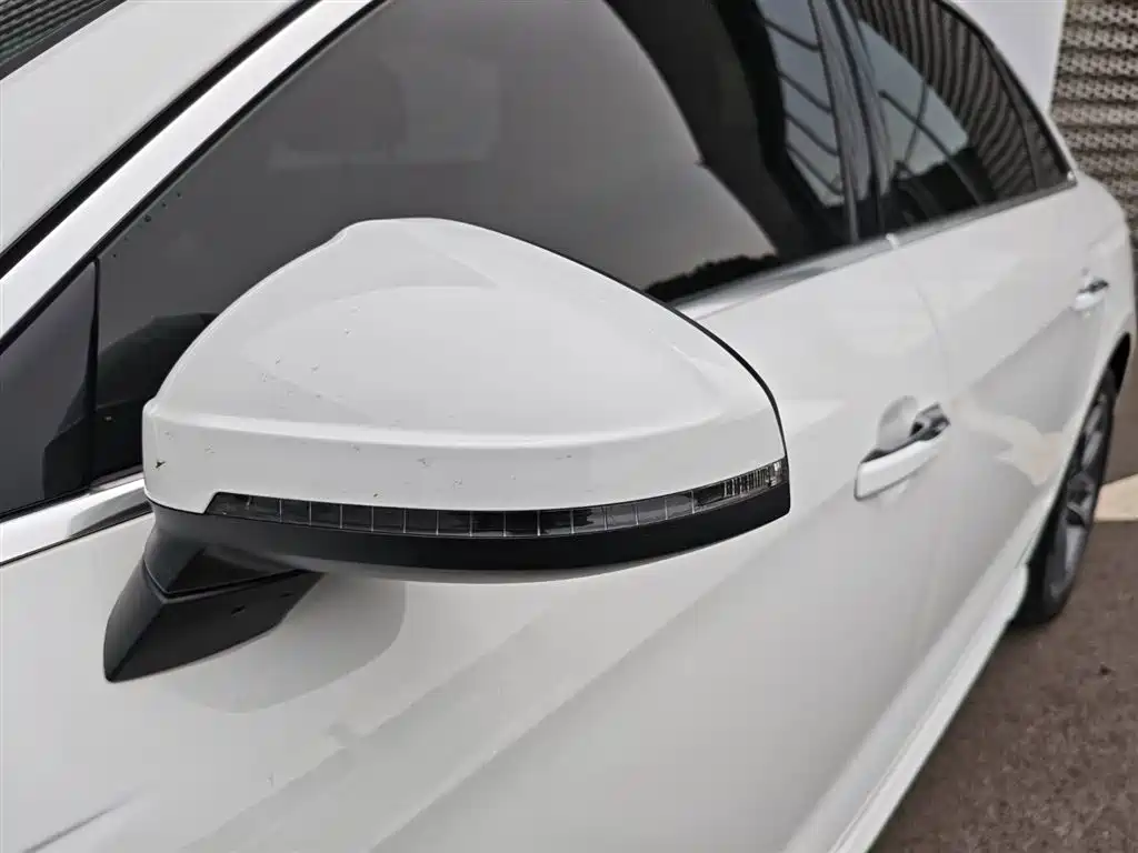 Audi A4L 2024 40 TFSI Fashionable and Dynamic купить на сайте DeffCars