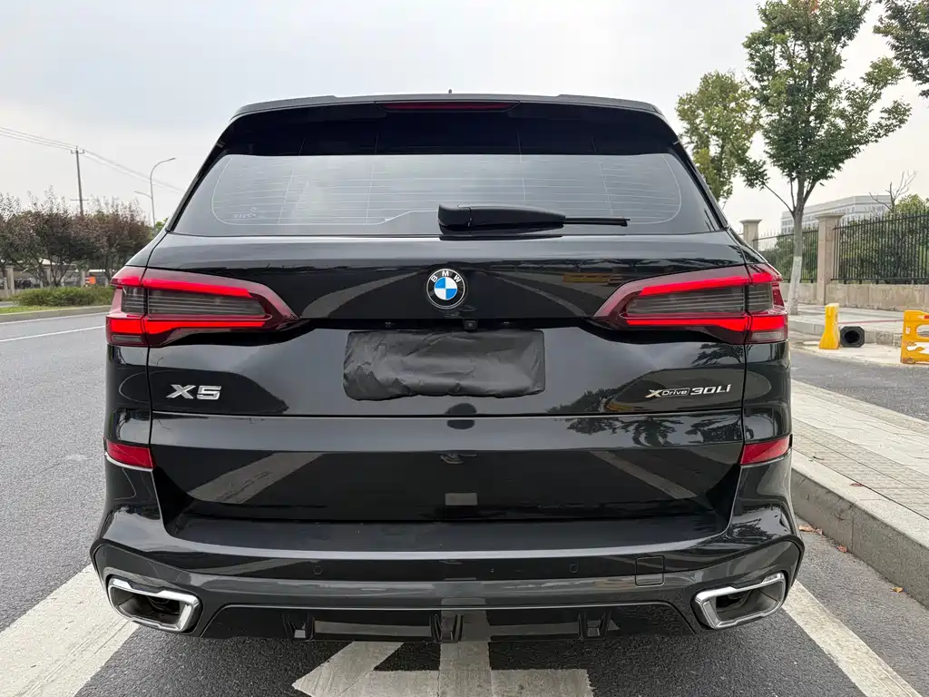 BMW X5 2022 xDrive 30Li Exclusive M Sports Package купить на сайте DeffCars