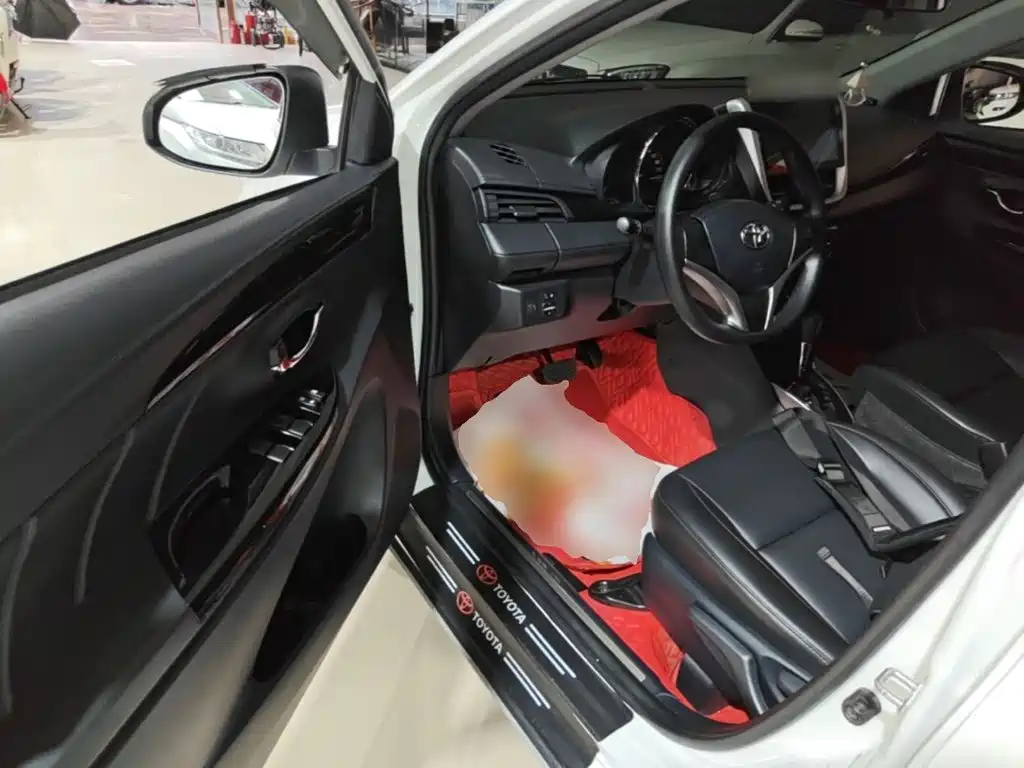 YARiS L Zhixuan 2021 Zhixuan X 1.5L CVT Deluxe Edition купить на сайте DeffCars