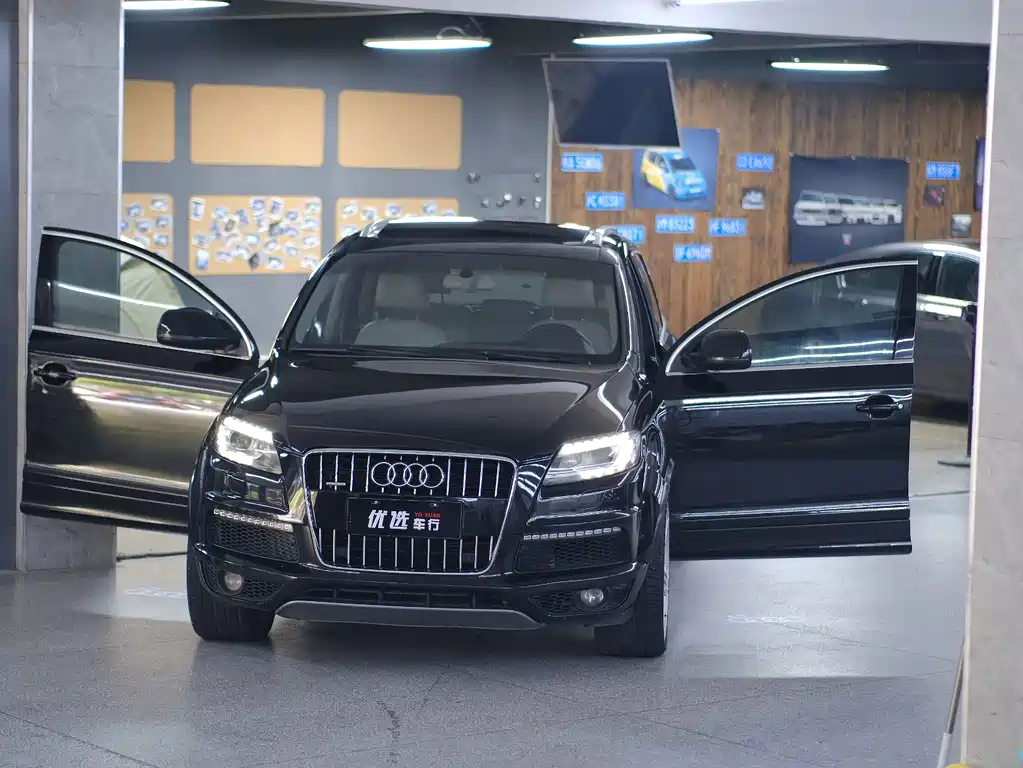 Audi Q7 2011 3.0 TFSI Exclusive (245kW) купить на сайте DeffCars