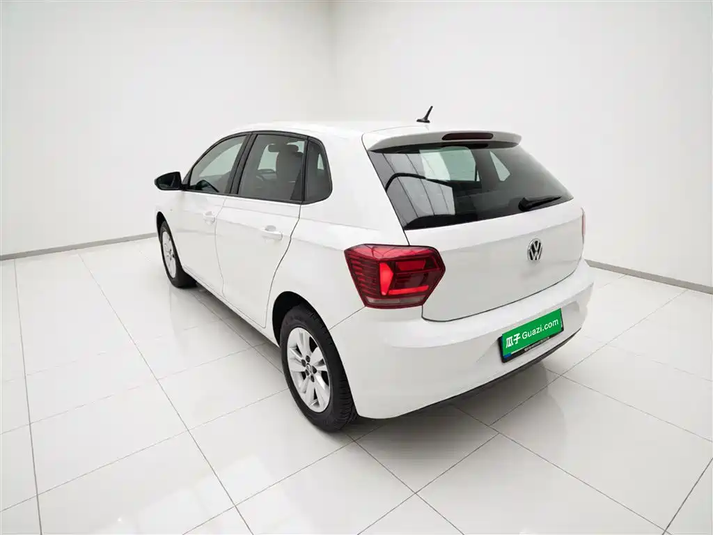 Polo 2023 facelift Plus 1.5L automatic indulgence version купить на сайте DeffCars