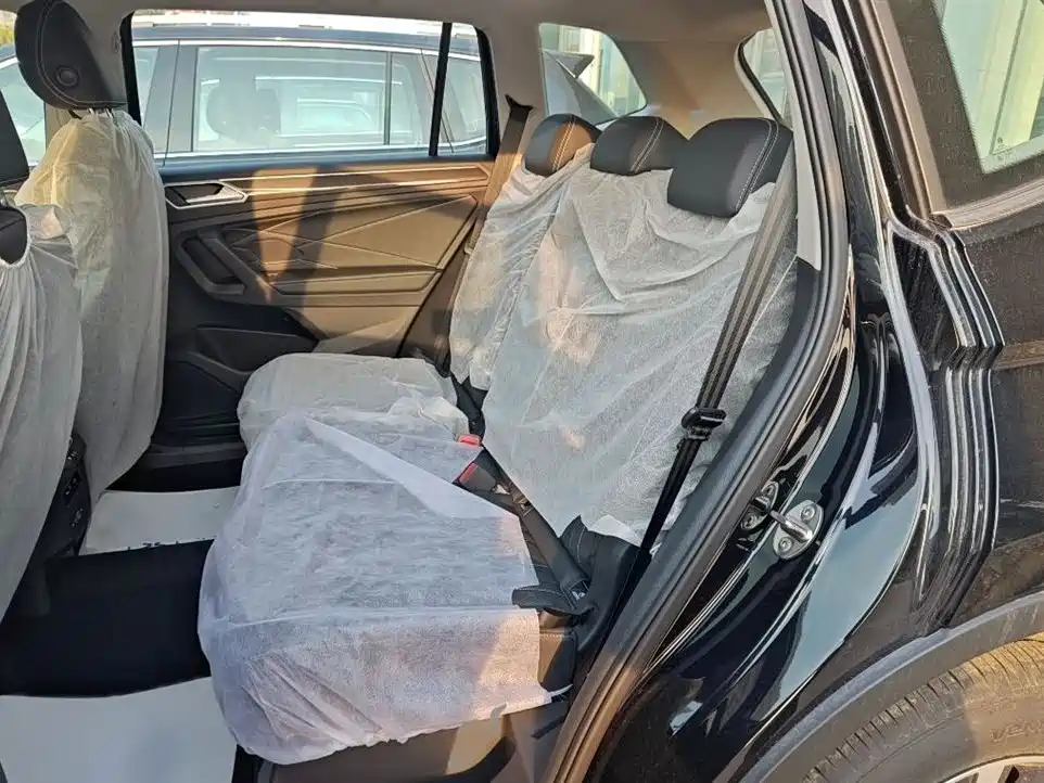 Tiguan L New Energy 2023 430PHEV plug-in hybrid premium version купить на сайте DeffCars
