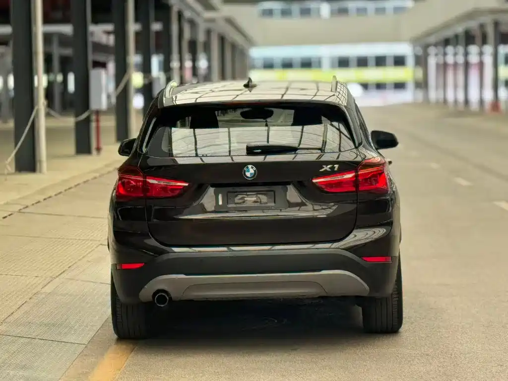 BMW X1 2016 sDrive18Li Fashion Model купить на сайте DeffCars