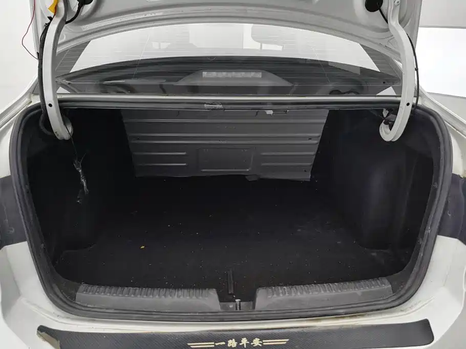 Jetta VA3 2021 1.5L manual aggressive version купить на сайте DeffCars