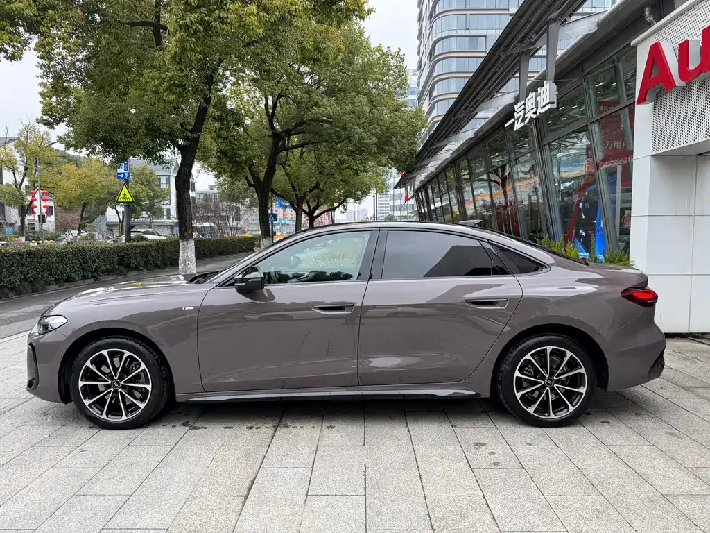 Audi A5L 2026 2.0T Sports Edition Plus купить на сайте DeffCars