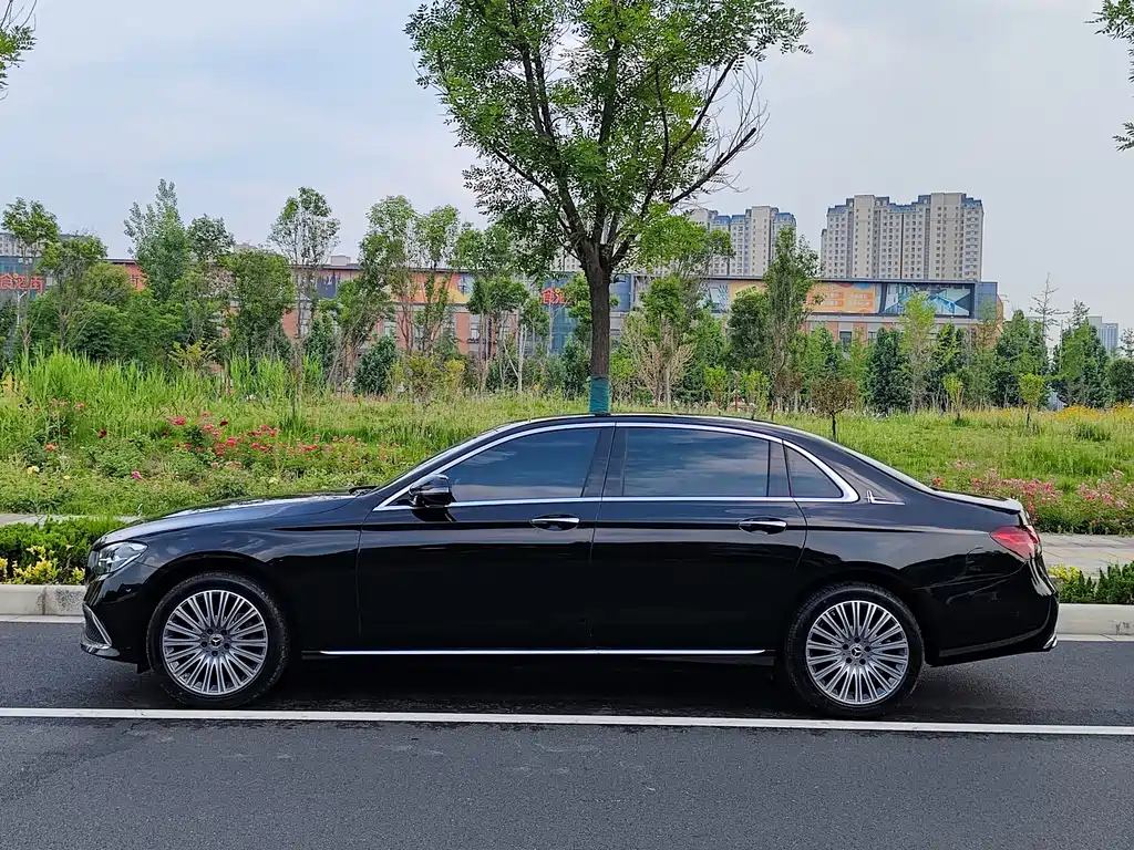 Mercedes-Benz E-Class 2022 E 300 L Luxury Model купить на сайте DeffCars