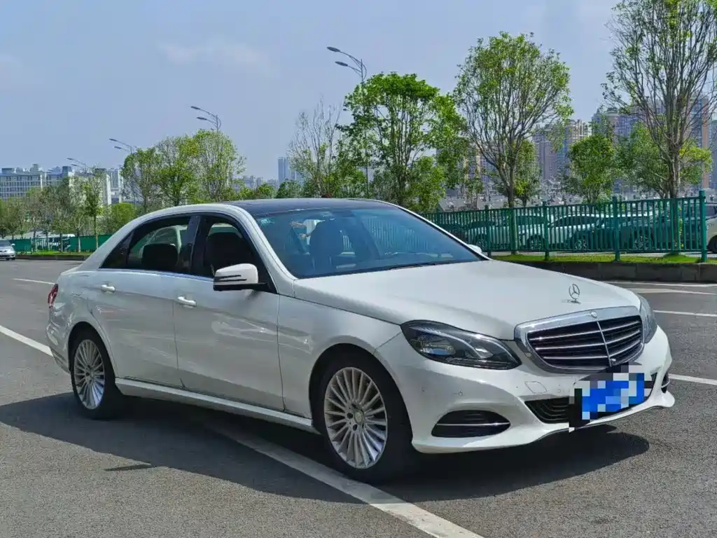 Mercedes-Benz E-Class 2015 E 200 L купить на сайте DeffCars