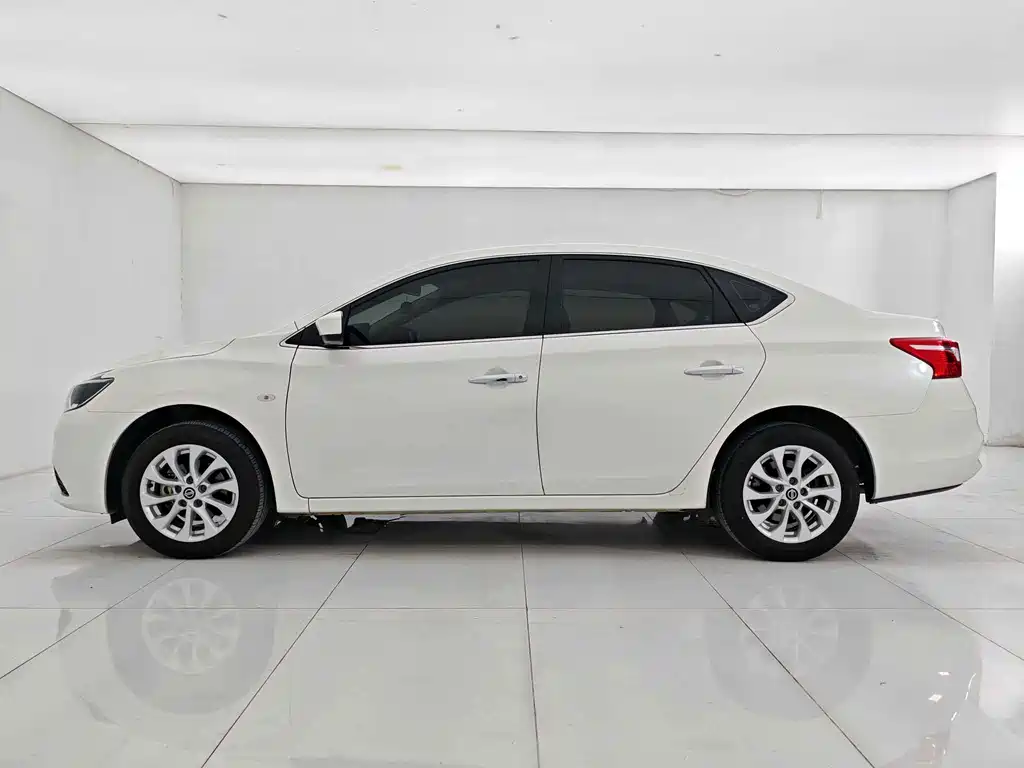 Sylphy 2022 Classic 1.6XE CVT Comfort Edition купить на сайте DeffCars