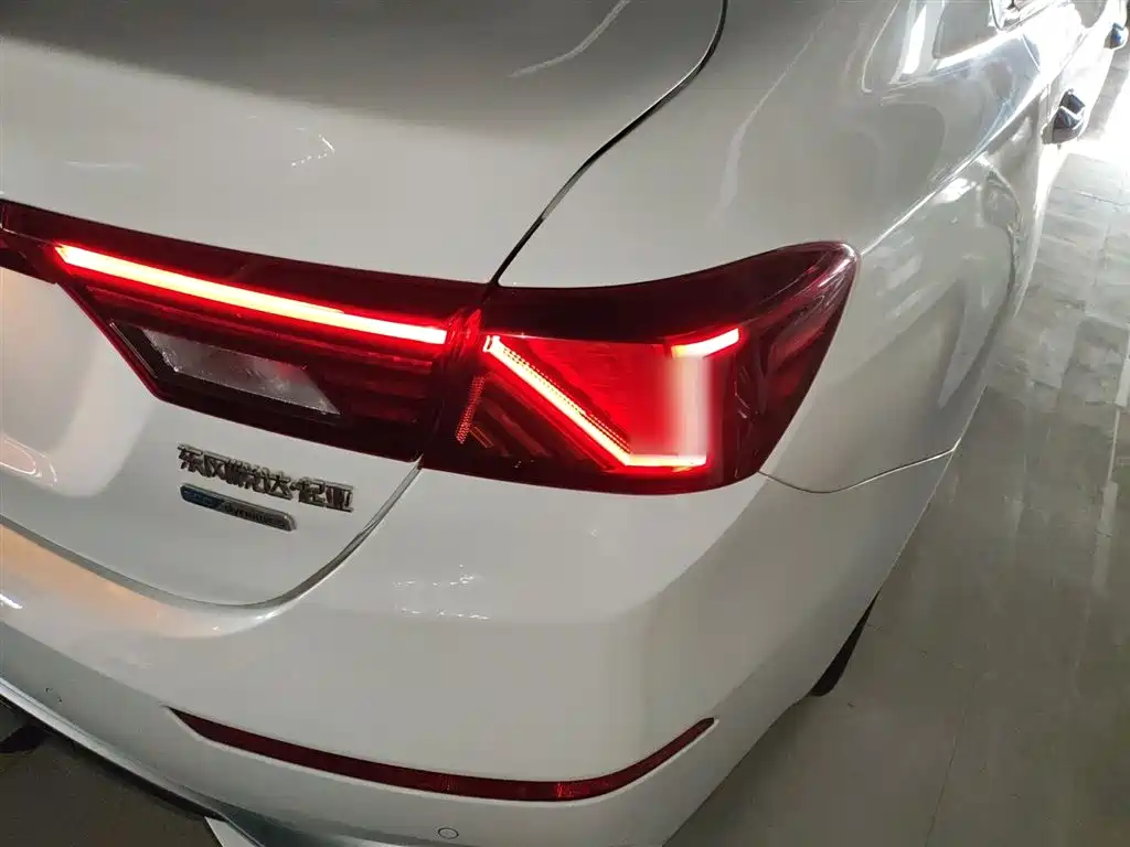 Kia K3 2020 1.5L CVT Fashion Edition купить на сайте DeffCars
