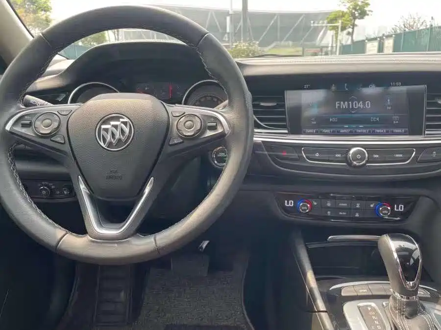 Regal 2019 20T Elite National V купить на сайте DeffCars